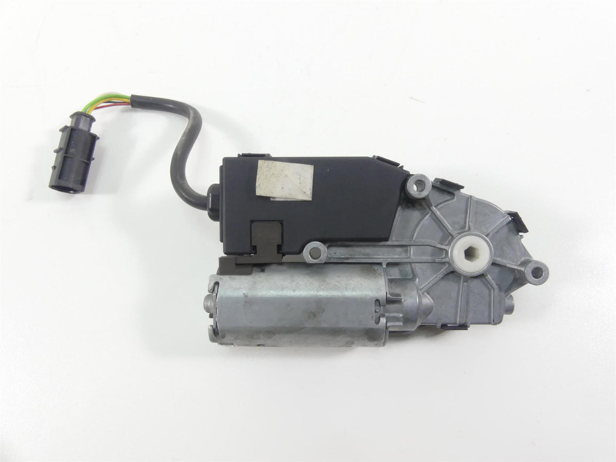 2014 BMW K1600 GTL K48 Nidec Windshield Adjuster Motor 46637724081 {{ shop.shopifyCountryName }} - Mototech271