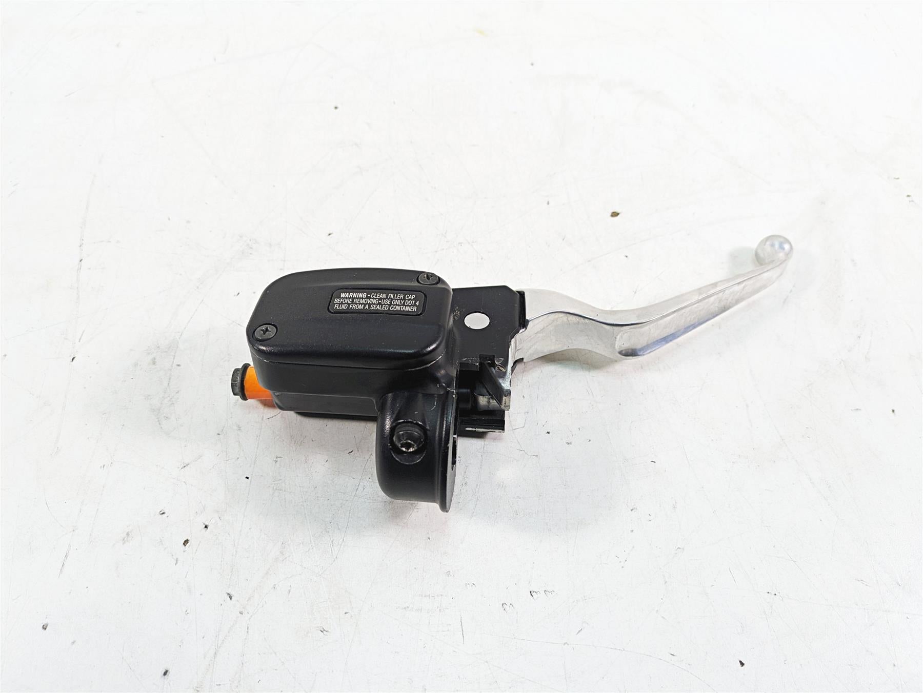 2020 Harley Softail FXBB Street Bob Front Brake Master Cylinder 1/2" 41700233 {{ shop.shopifyCountryName }} - Mototech271