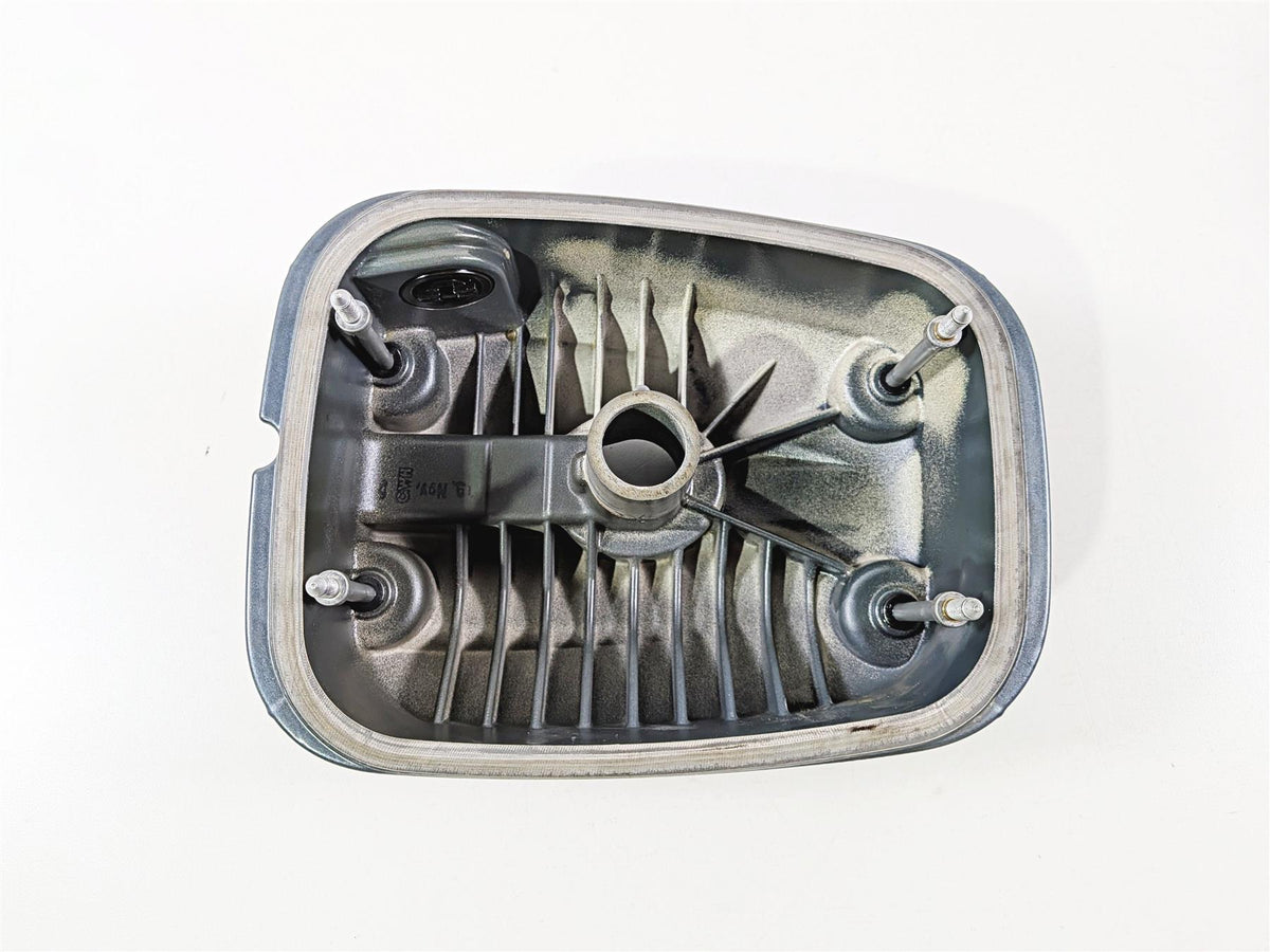 2004 BMW R1150GS R21 Left Cylinder Head Valve Cover 11127672585 {{ shop.shopifyCountryName }} - Mototech271