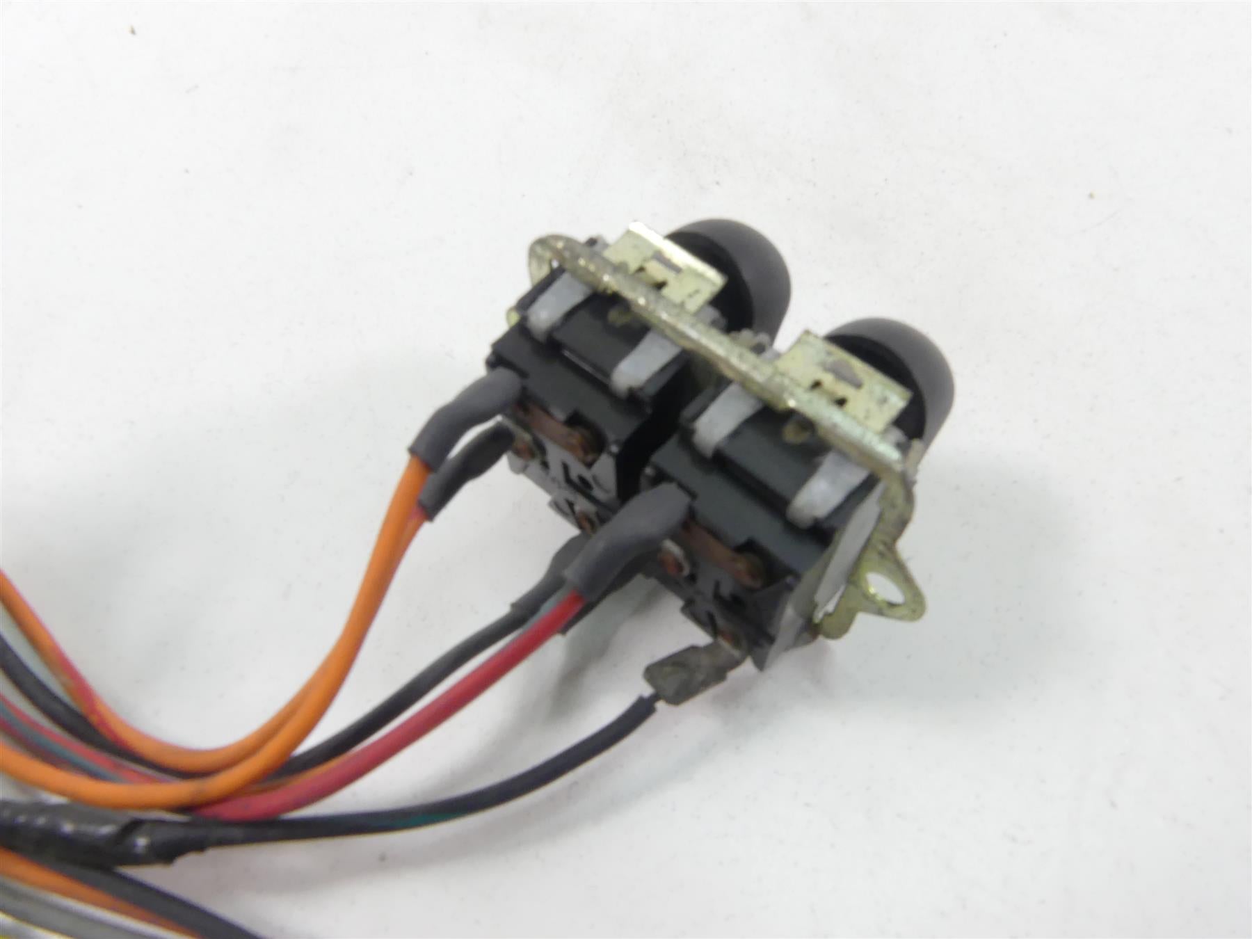 2012 Harley CVO FLHX SE3 Street Glide Auxiliary Switches Set 70219-08 77092-98 {{ shop.shopifyCountryName }} - Mototech271