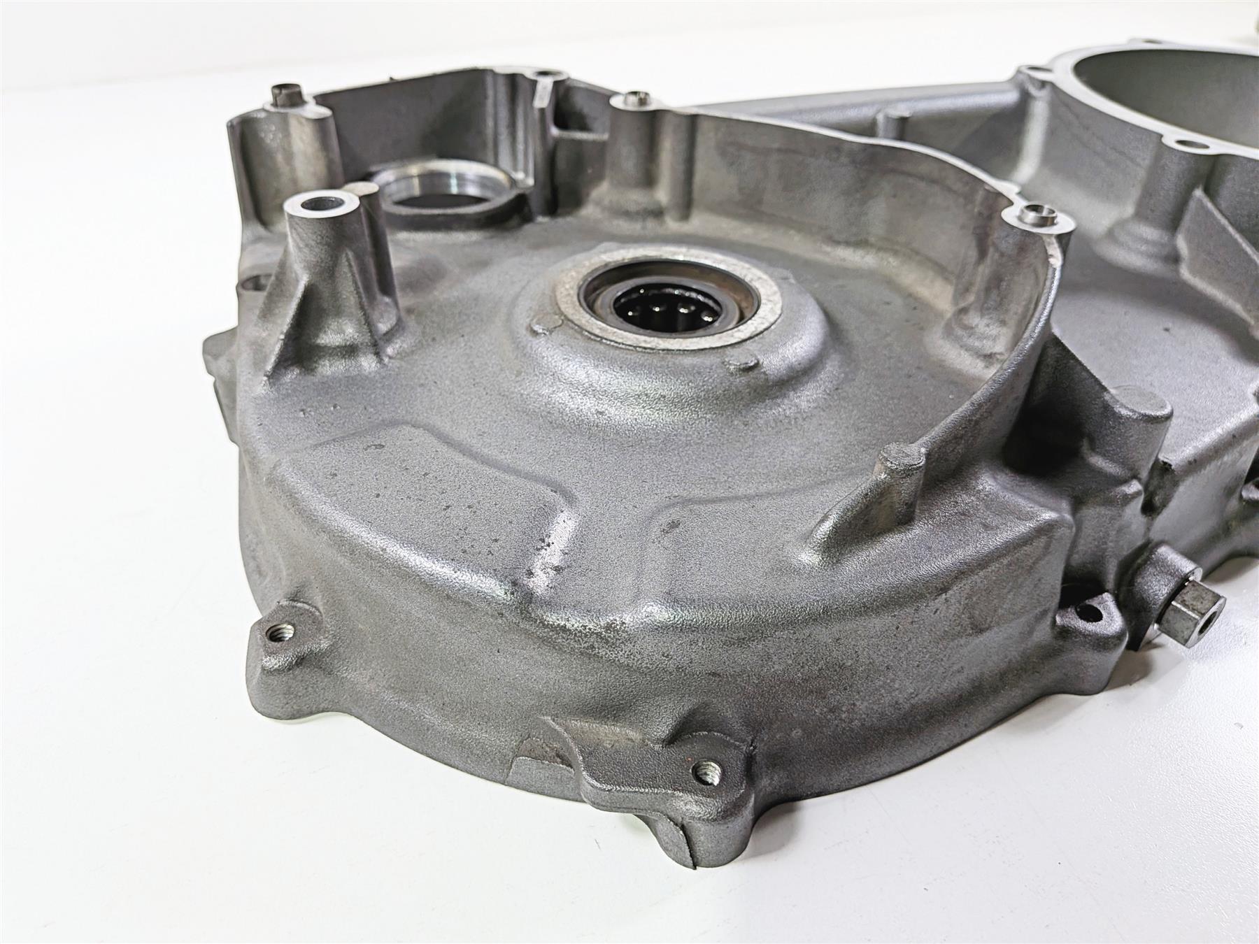 2011 Harley Touring FLHTCU CVO Electra Glide Inner Primary Drive Clutch Cover 60677-07-Mototech271