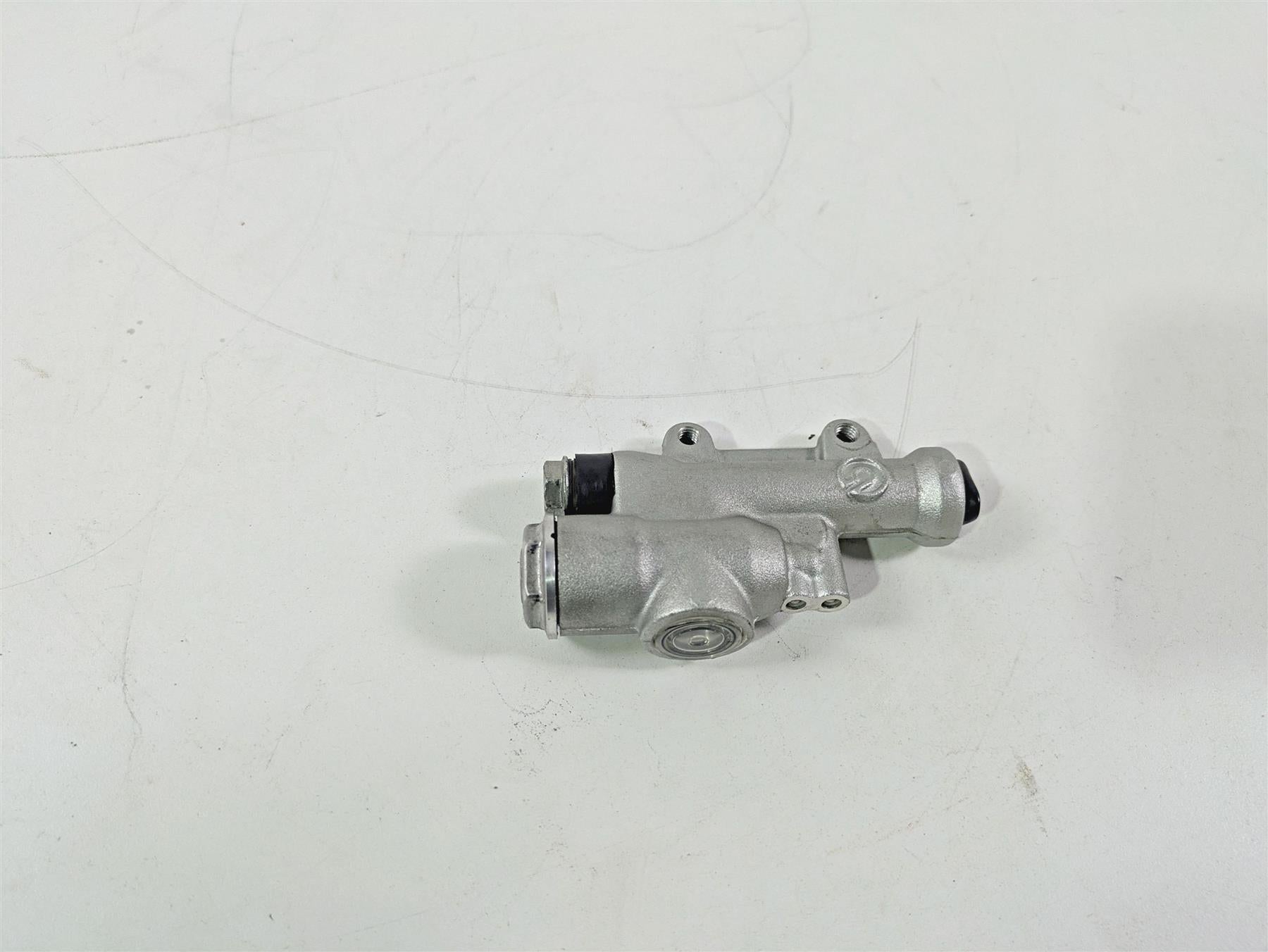 2017 Aprilia RSV 1100 Tuono V4 Factory Brembo Rear Brake Master Cylinder B044586 {{ shop.shopifyCountryName }} - Mototech271