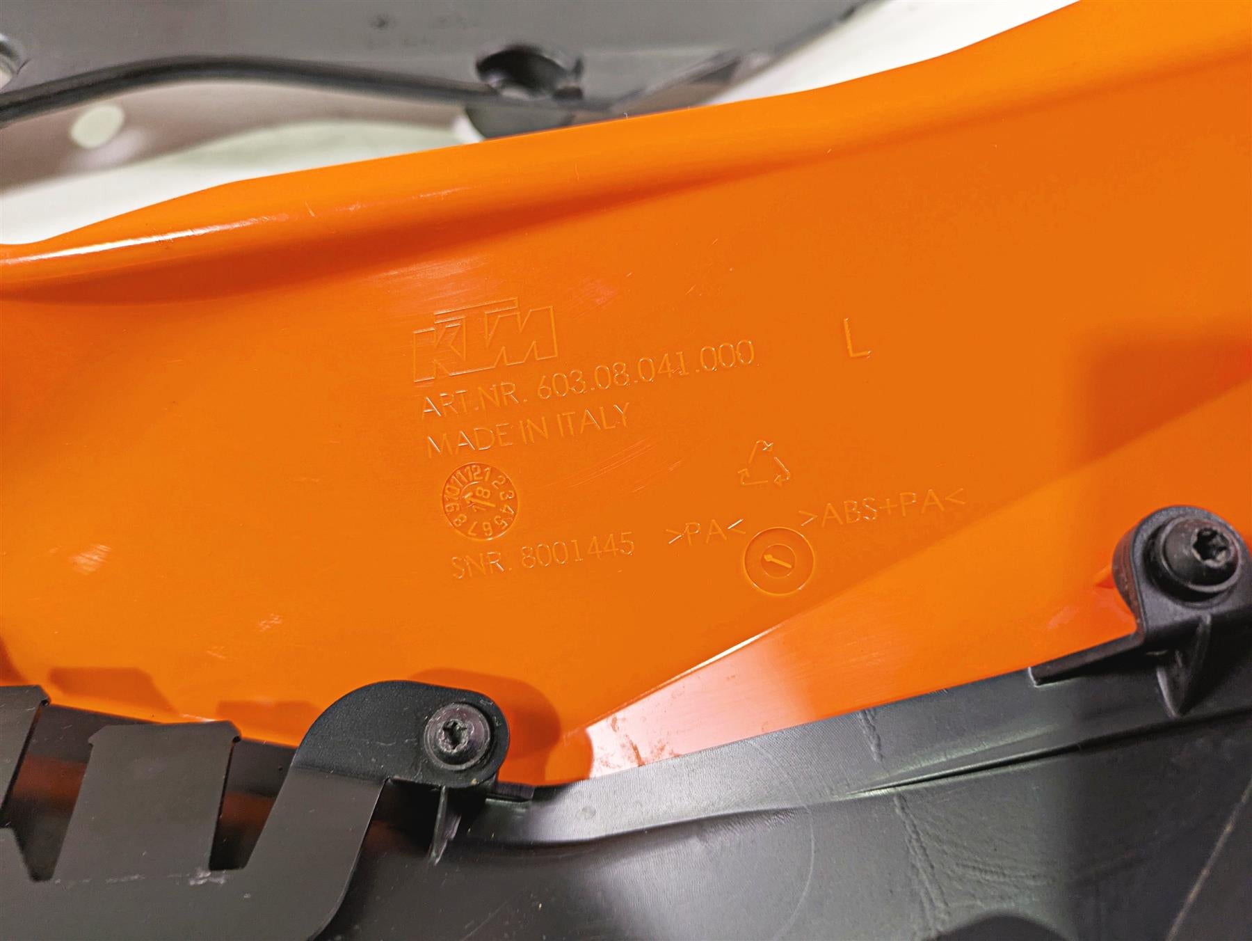 2020 KTM 1290 Super Adventure R Tail Side Fairing Cover Set 60308044000 {{ shop.shopifyCountryName }} - Mototech271