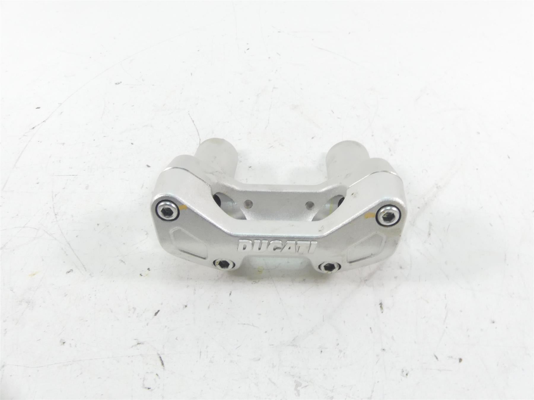 2020 Ducati Multistrada 1260 Enduro Handlebar Holder Riser Clamp 36011792AA {{ shop.shopifyCountryName }} - Mototech271