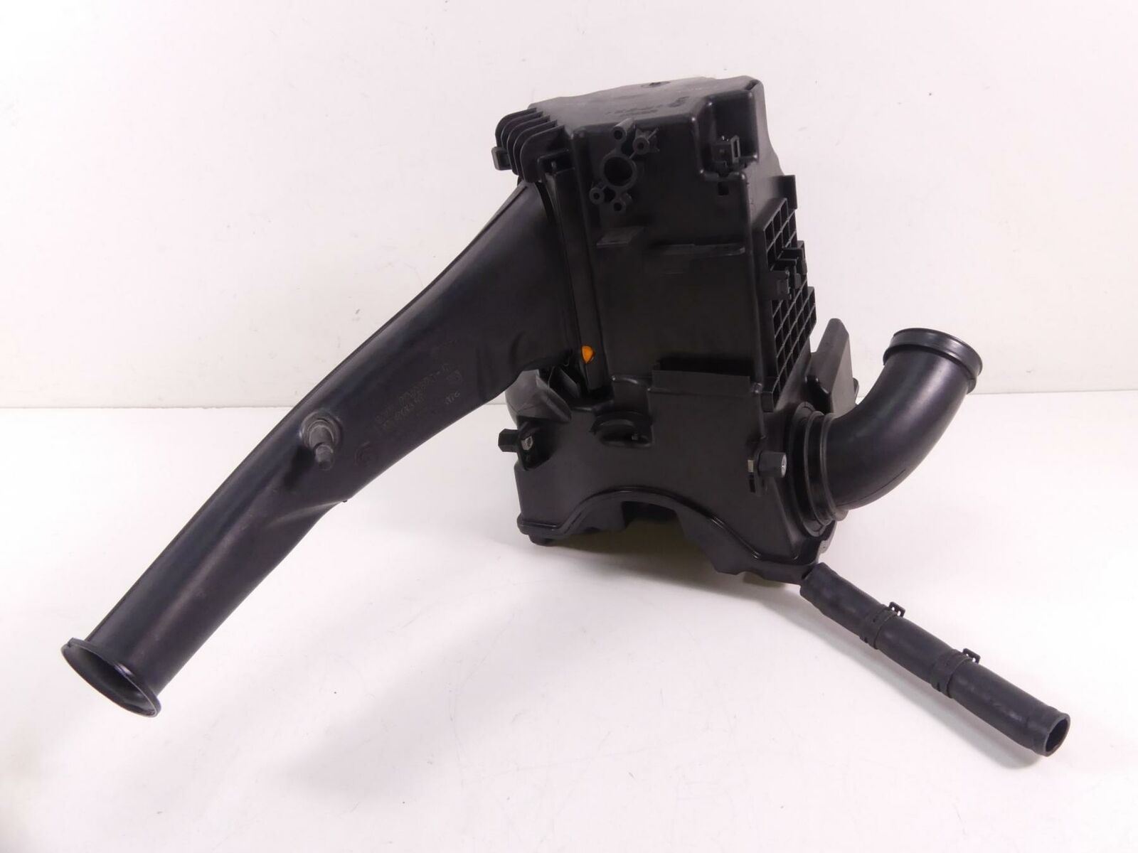 2010 BMW R1200GS Adventure K255 Air Box Cleaner Breather Filter Duct 13717720354 {{ shop.shopifyCountryName }} - Mototech271