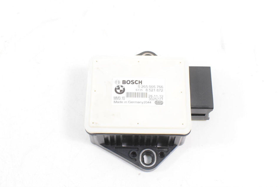 2013 BMW S1000RR S1000 RR Speed Sensor / Drehratensensor 61358521872 {{ shop.shopifyCountryName }} - Mototech271