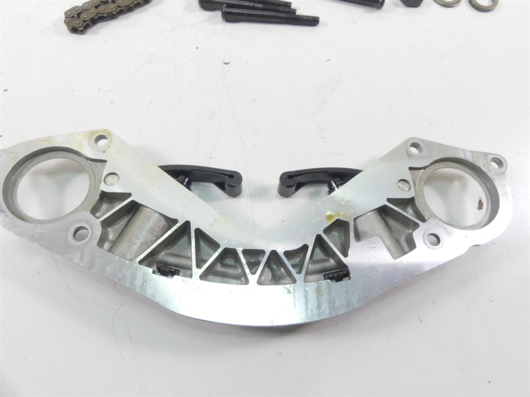 2002 Harley Softail FXSTDI Deuce Balancer Bracket Support Shaft Set 14715-00 {{ shop.shopifyCountryName }} - Mototech271