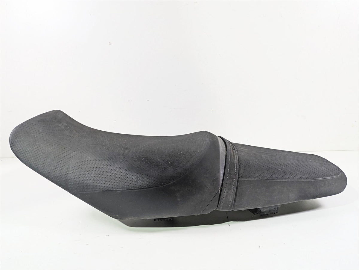2023 Kawasaki ZX1400 ZX14R Ninja Seat Saddle - Small Tear 53066-0433 {{ shop.shopifyCountryName }} - Mototech271