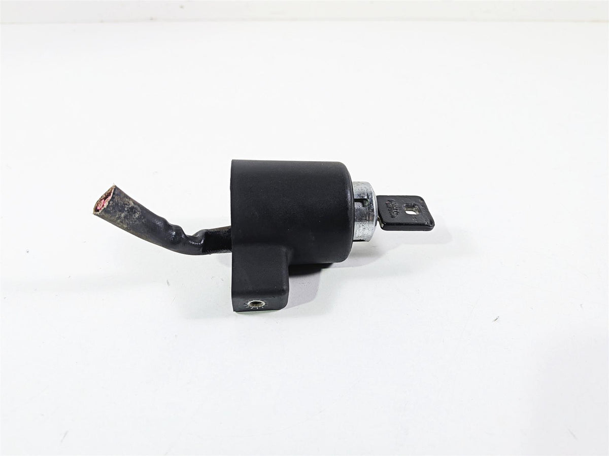 2006 Harley Sportster XL1200 C Ignition Switch + Key Set 71441-94 {{ shop.shopifyCountryName }} - Mototech271