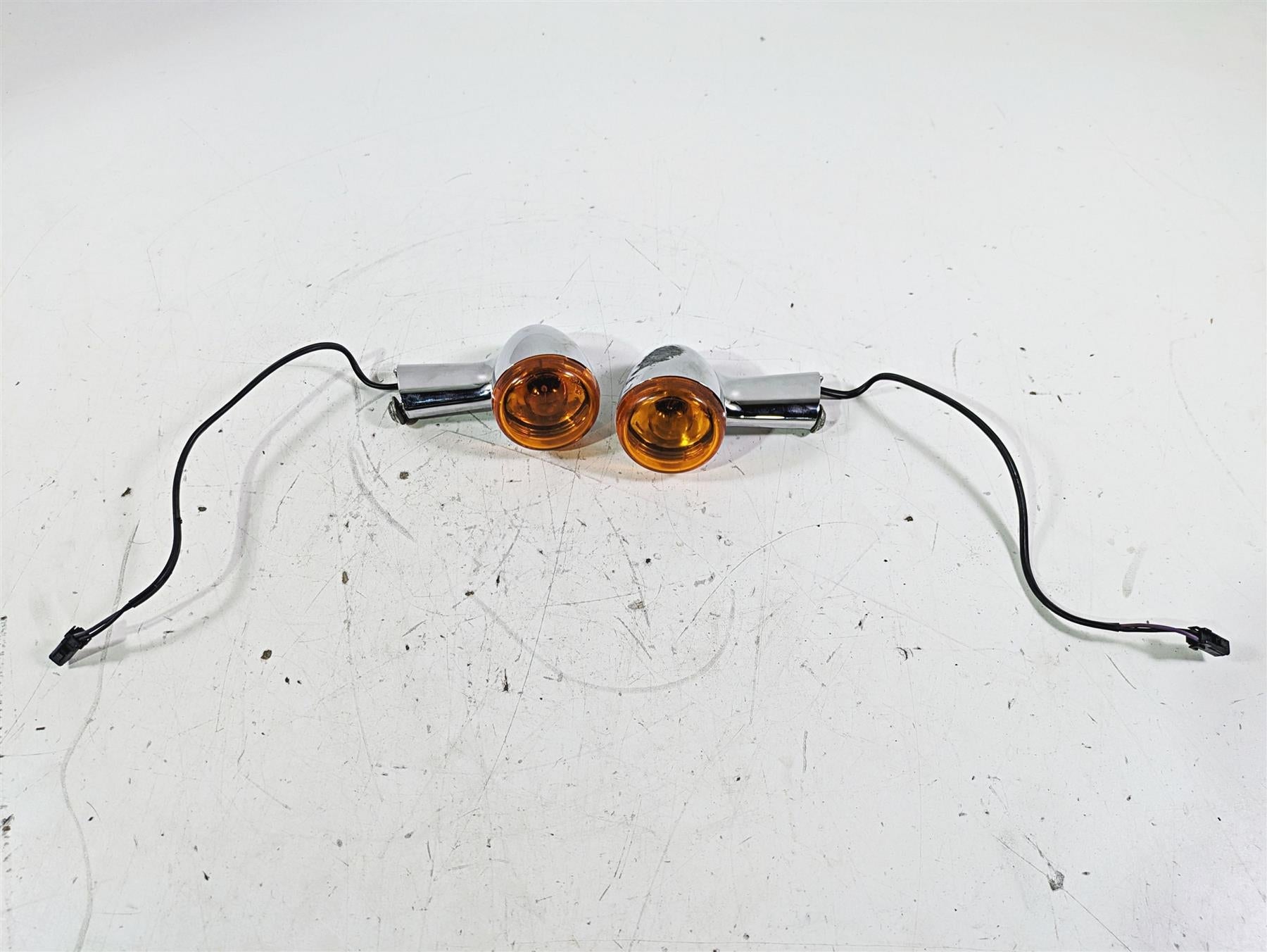 2005 Harley Softail FLSTFSE CVO Fat Boy Rear Blinker Turn Signal Set 69196-03 {{ shop.shopifyCountryName }} - Mototech271