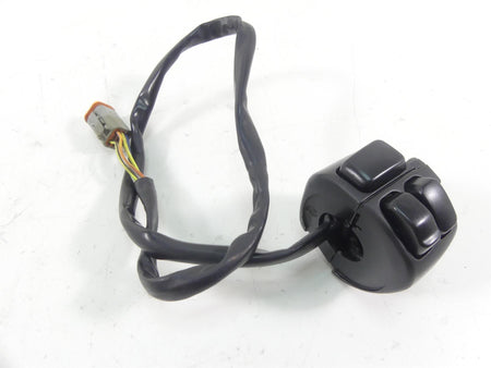 2006 Harley VRSCD Night V Rod Left Blinker Light Horn Control Switch 71682-06A {{ shop.shopifyCountryName }} - Mototech271