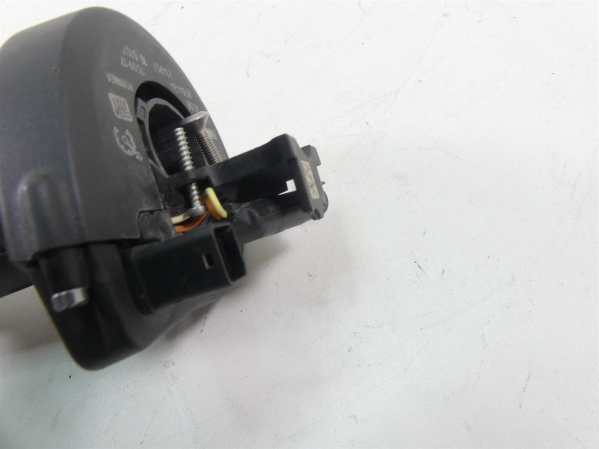 2018 BMW S1000RR K46 Right Heated Cruise Control Hand Grip 61318534424 {{ shop.shopifyCountryName }} - Mototech271