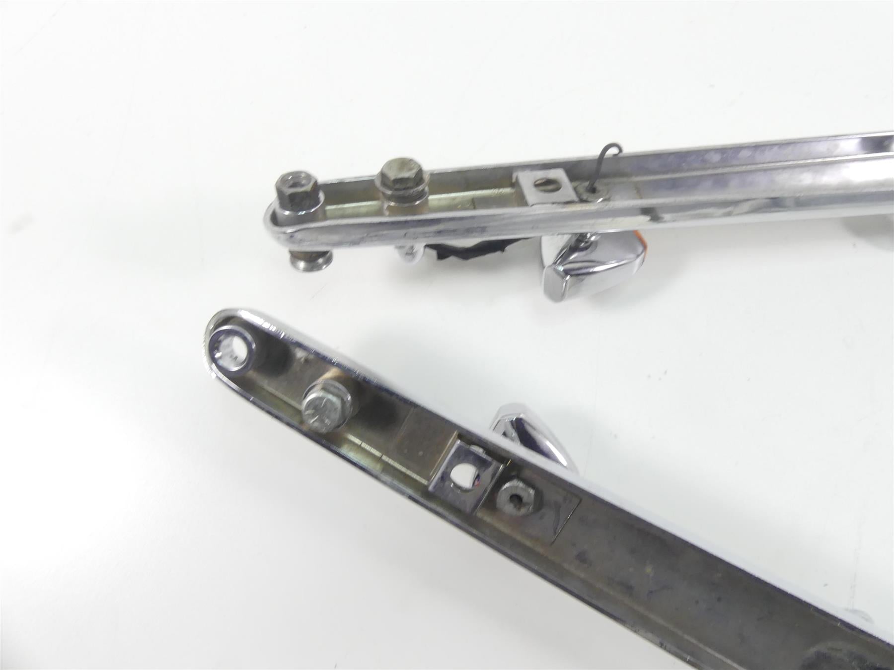 1999 Harley FXSTS Softail Springer Rear Fender Struts + Turn Signals 59955-86A {{ shop.shopifyCountryName }} - Mototech271