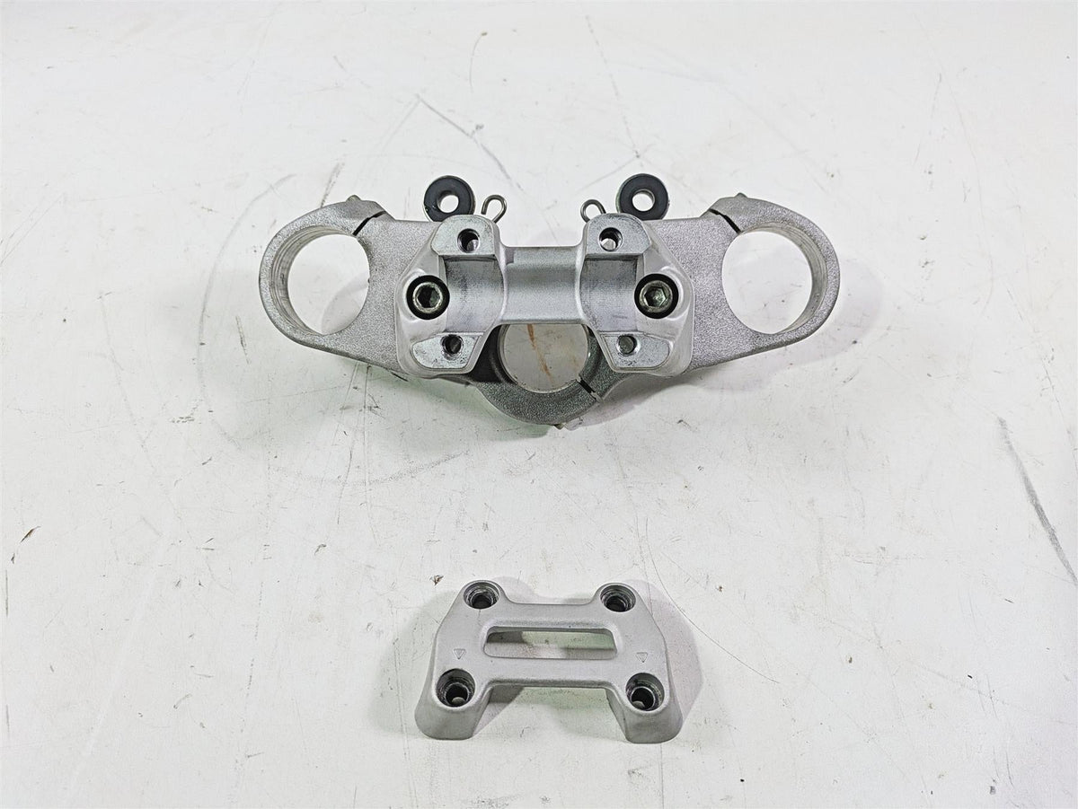 2009 Ducati Monster 1100 S Upper Triple Tree & Handlebar Mount Riser 34120681A {{ shop.shopifyCountryName }} - Mototech271