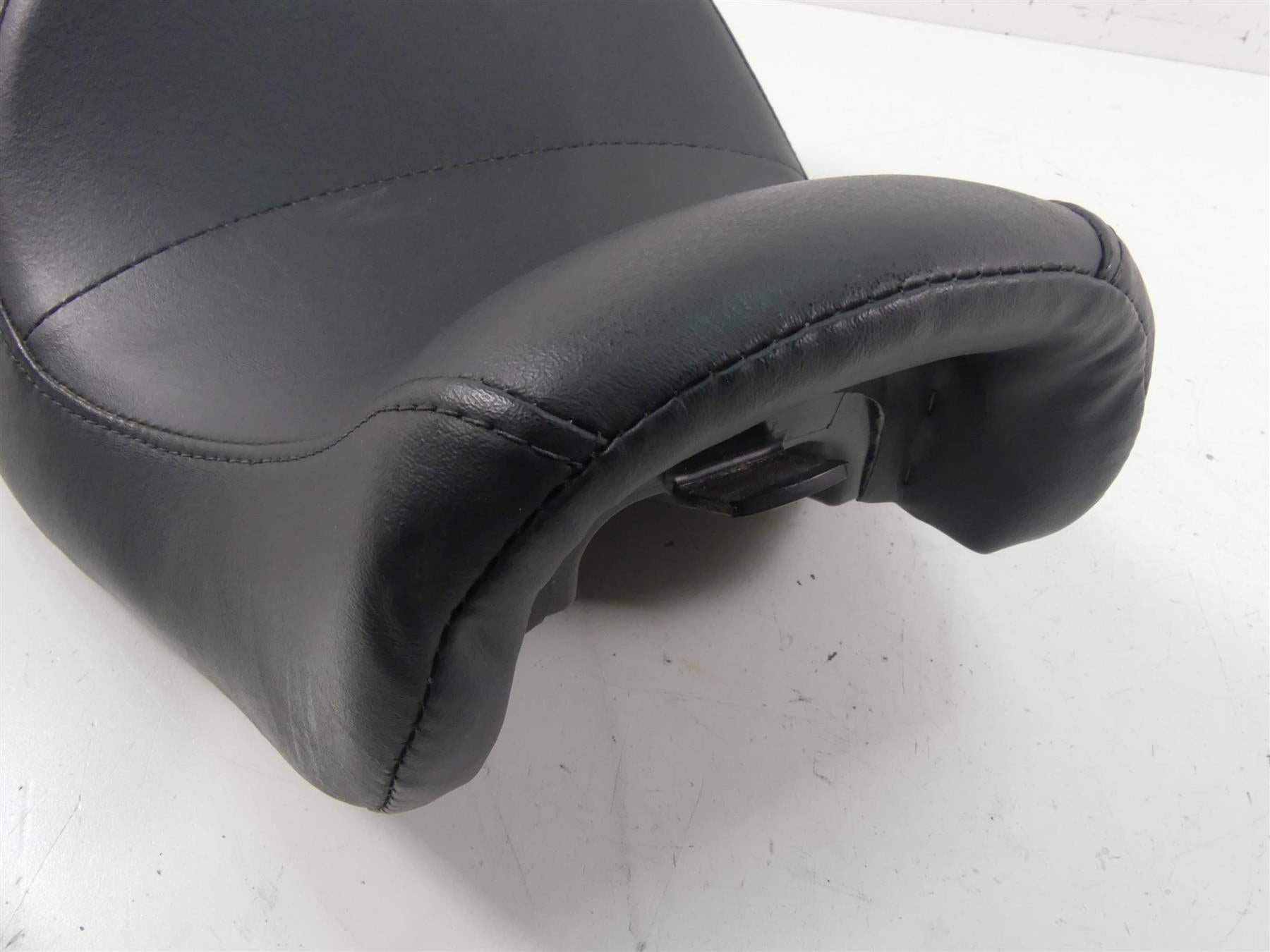 2010 Harley FXDWG Dyna Wide Glide Front Driver Rider Seat Saddle 54384-11 {{ shop.shopifyCountryName }} - Mototech271
