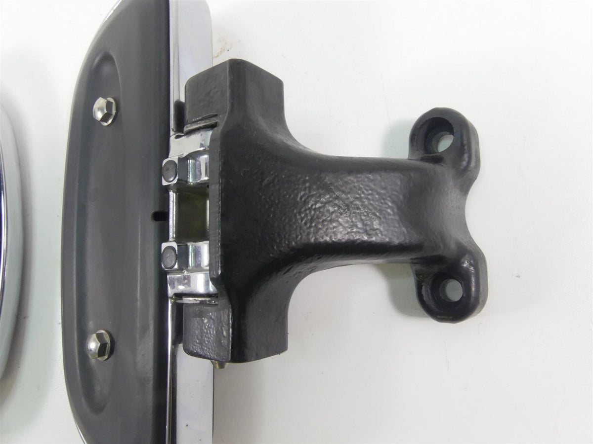 2013 Triumph Rocket 3 Touring Rear Passenger Foot Peg Floor Board Set T2081423 {{ shop.shopifyCountryName }} - Mototech271