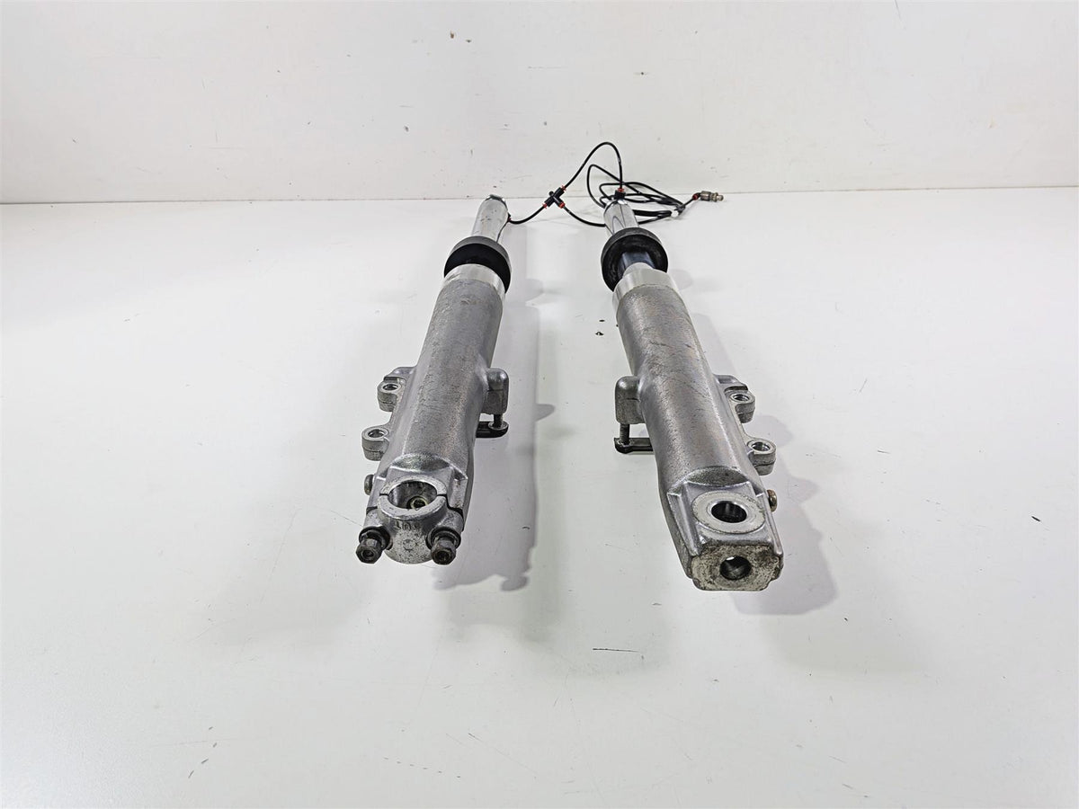 2000 Harley Touring FLHRCI Road King Front Fork Leg Set - Read 46497-00 46495-00 {{ shop.shopifyCountryName }} - Mototech271