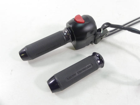 2015 Victory Cross Country 8 Ball Right Control Switch & Performance Machine Grip4011357 {{ shop.shopifyCountryName }} - Mototech271