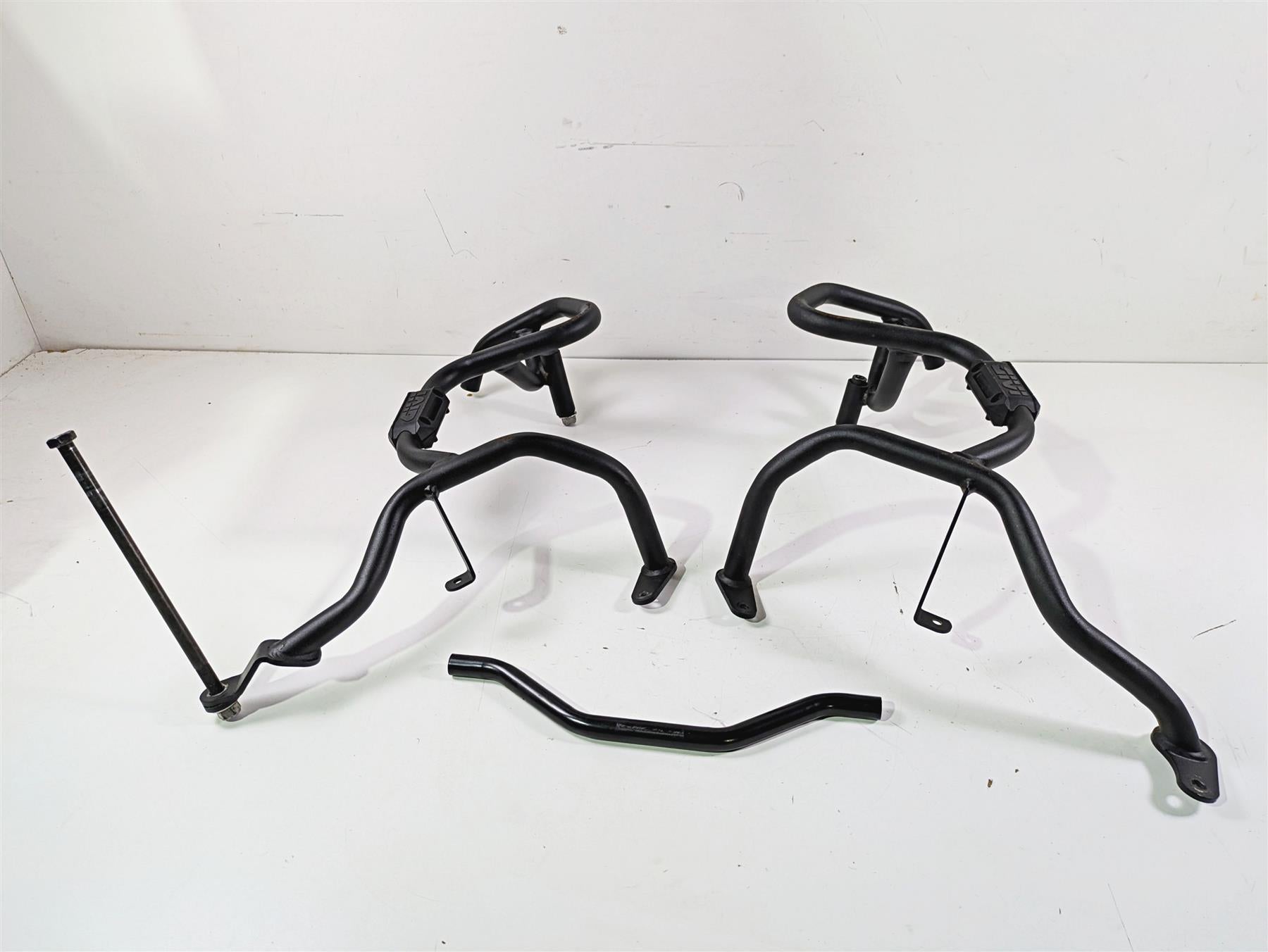 2013 Triumph Tiger 1215 Explorer Givi Engine Crash Bar Guard Set TN6403 {{ shop.shopifyCountryName }} - Mototech271