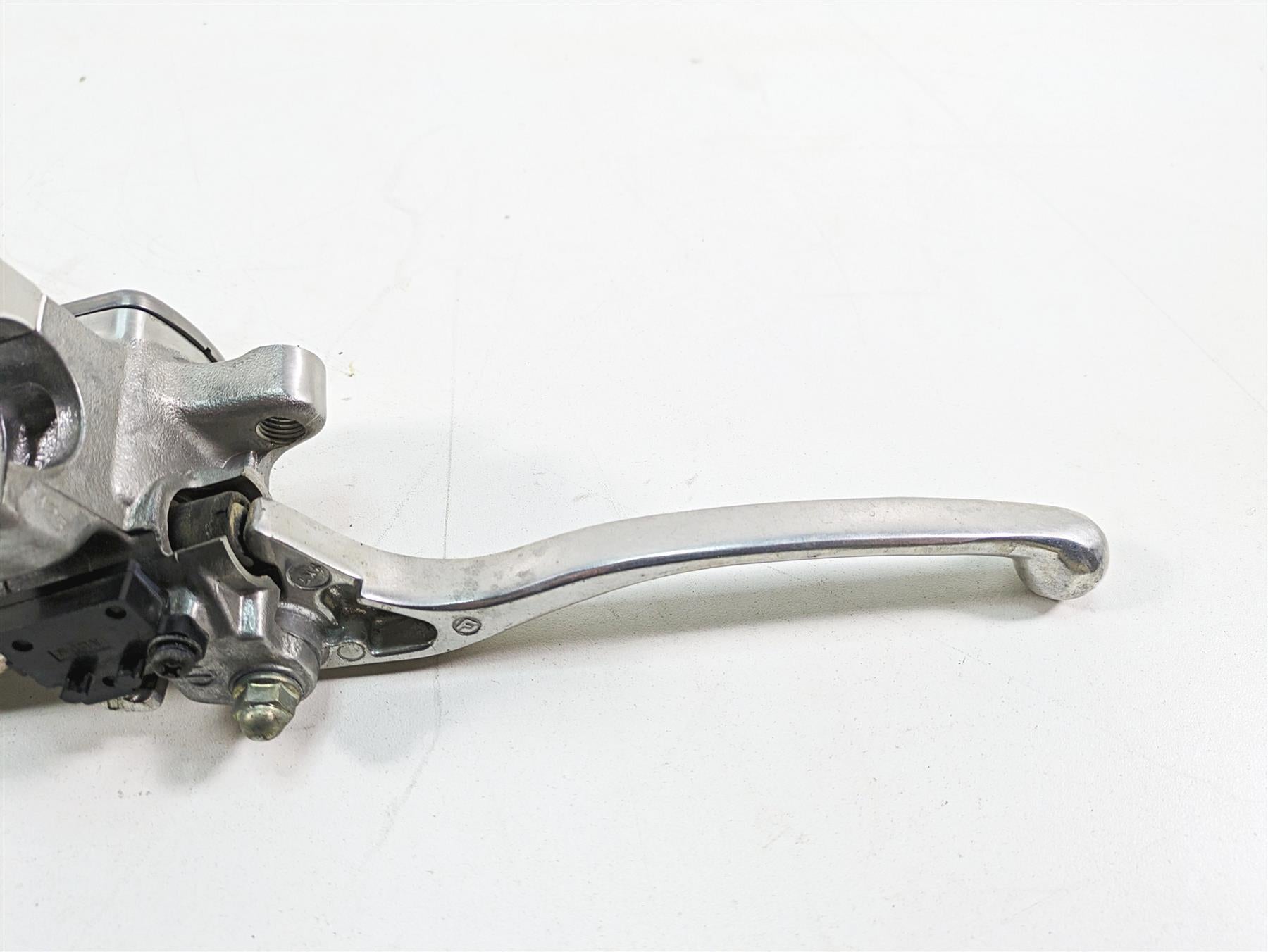 2006 Honda VT1100 C2 Shadow 1/2 Front Brake Master Cylinder 45510-MAH-A81 {{ shop.shopifyCountryName }} - Mototech271