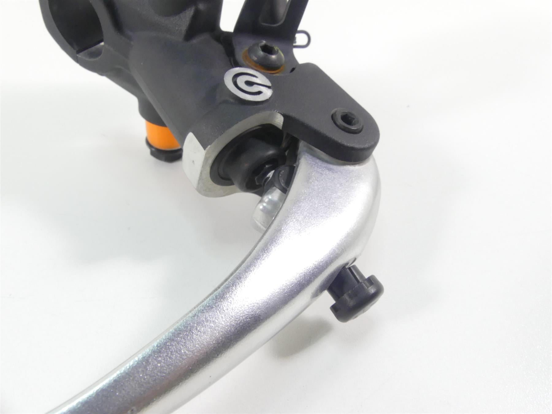 2021 Aprilia Tuono 660 Front Brembo Radial Brake Master Cylinder 2B007726 {{ shop.shopifyCountryName }} - Mototech271