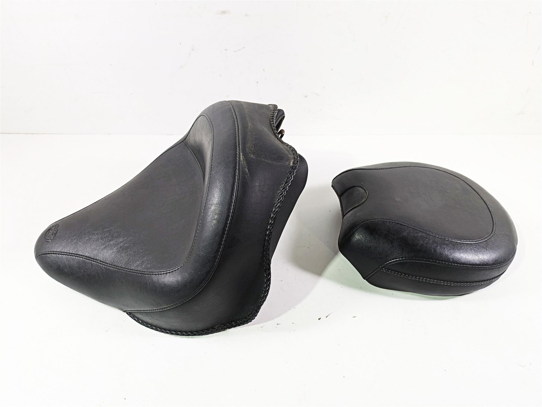 2014 Harley FLS Softail Slim Mustang Front Rear Wide Touring Seat Set 76752 {{ shop.shopifyCountryName }} - Mototech271