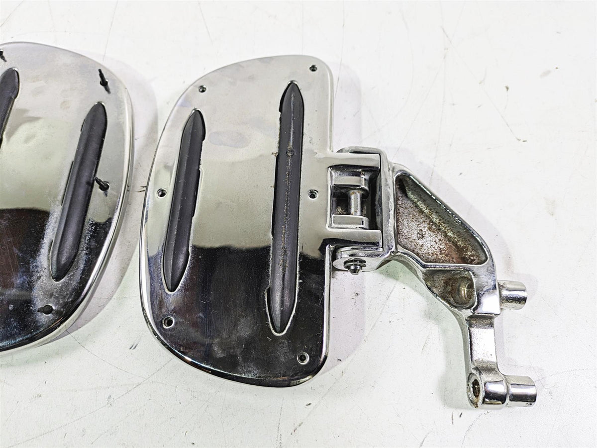 2004 Yamaha XVZ1300 Royal Star Rear Passenger Floorboard Set 4XY-27430-00-00 {{ shop.shopifyCountryName }} - Mototech271