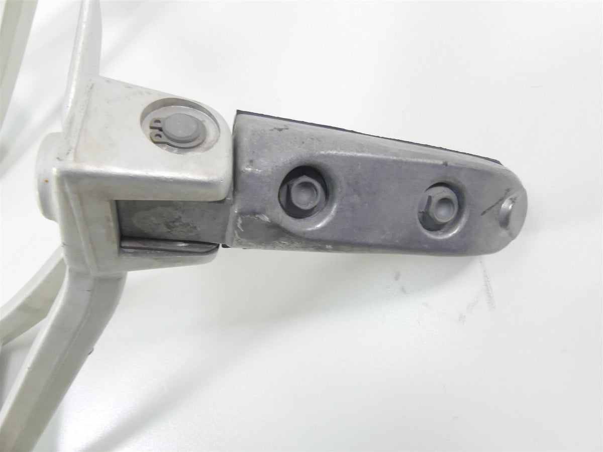 2021 Aprilia Tuono 660 Rear Passenger Footpeg Foot Rest Set 2B005206 2B005205 {{ shop.shopifyCountryName }} - Mototech271