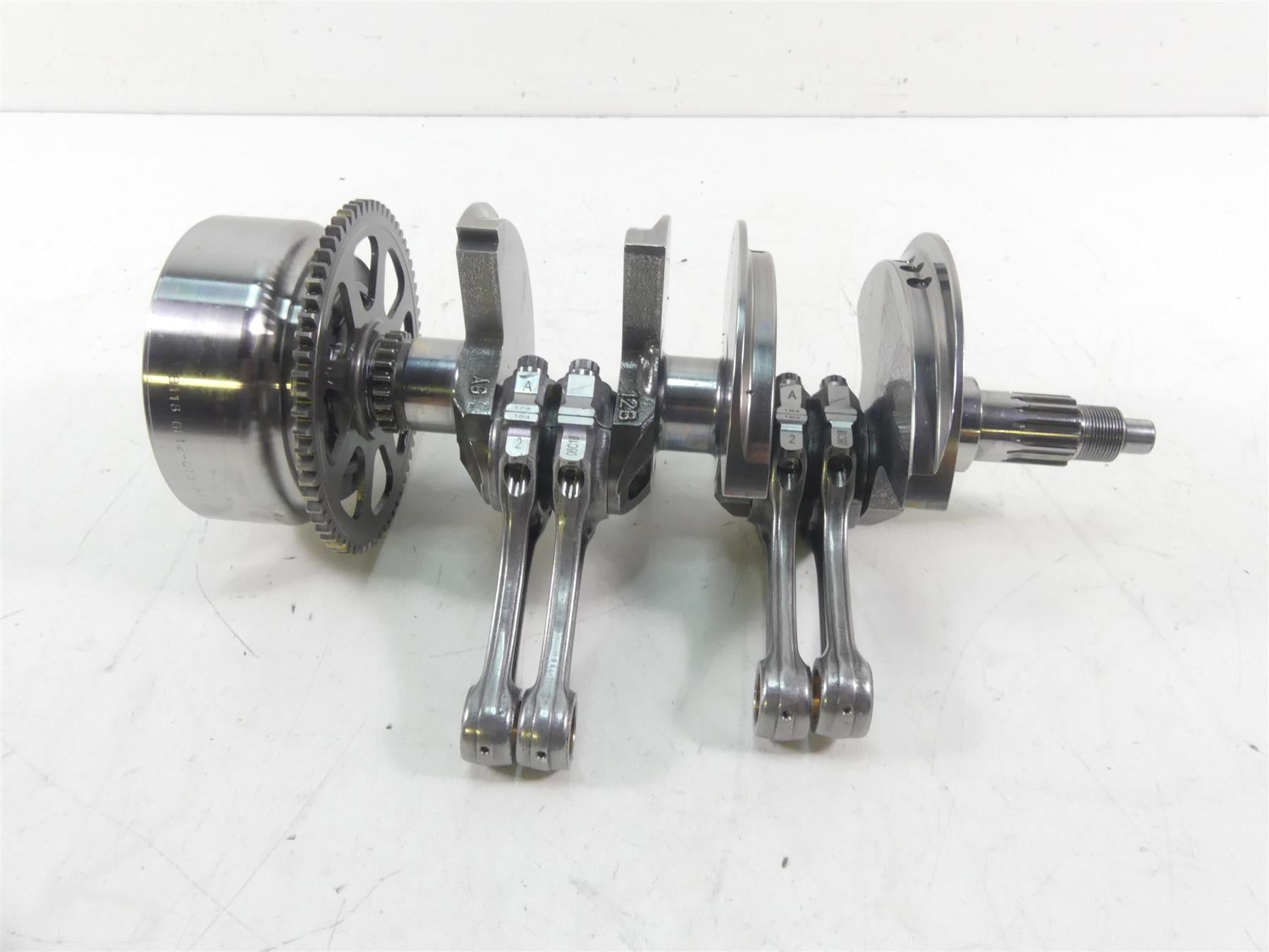 2018 Ducati Panigale 1100 V4 S Crank Shaft Crankshaft & Piston Rod Set 15621141A | Mototech271