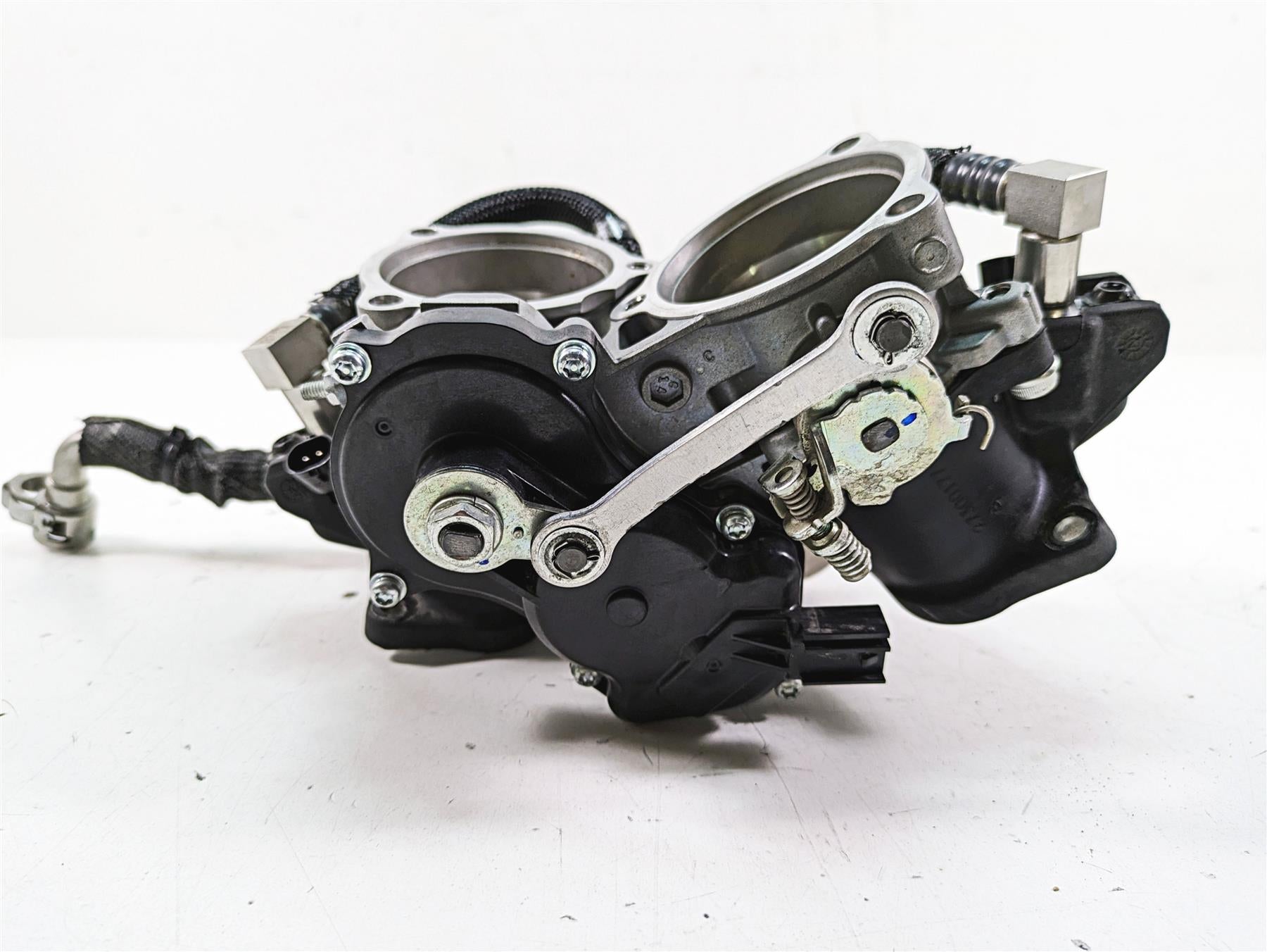 2022 Harley RA1250 S Pan America Throttle Body Bodies Fuel Injection 27300169 {{ shop.shopifyCountryName }} - Mototech271