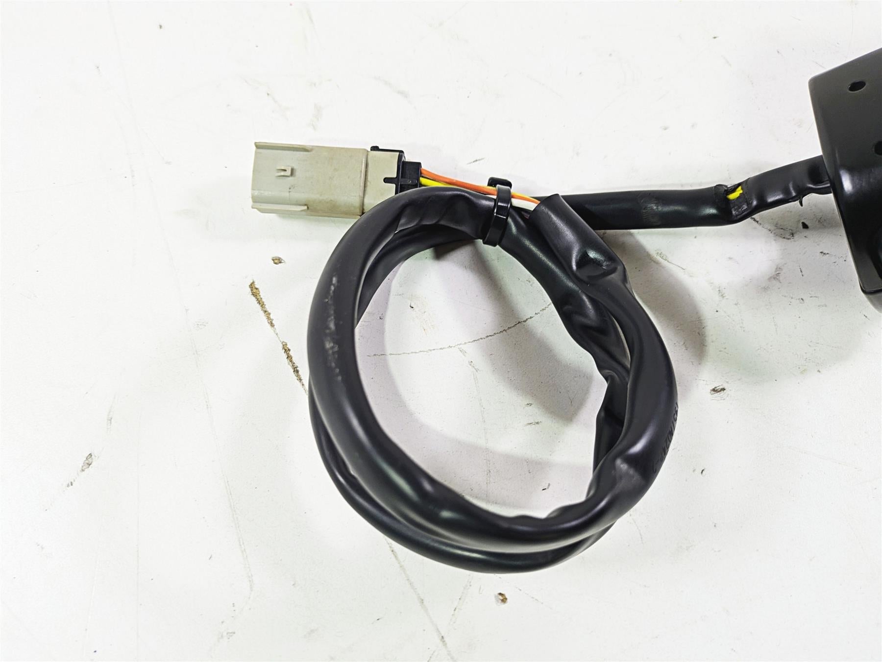 2008 Harley FLSTC 105TH Softail Heritage Left Hand Control Switch Read 71682-06A {{ shop.shopifyCountryName }} - Mototech271