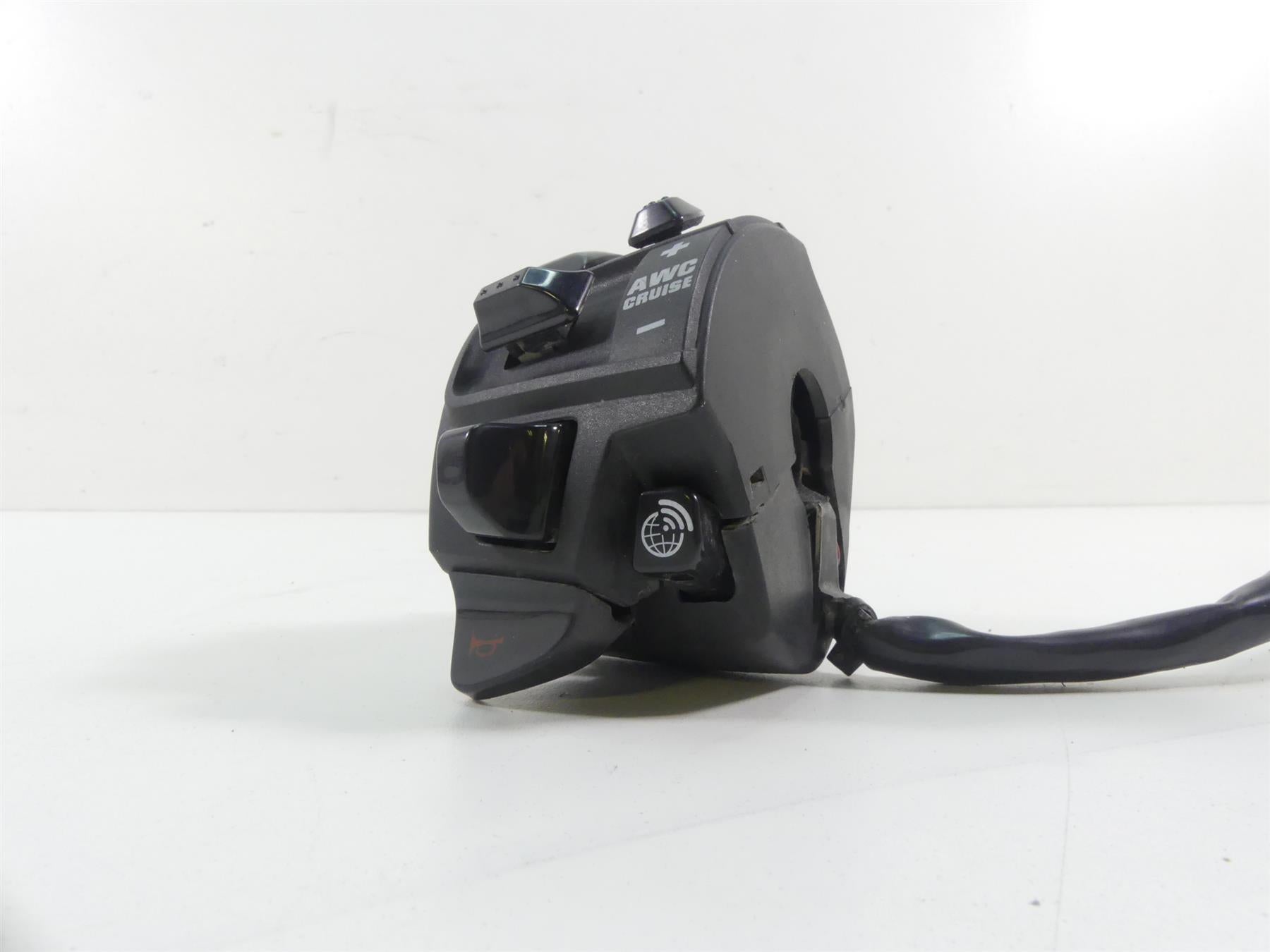2019 Aprilia Tuono V4 RR Factory Left Blinker Cruise Control Switch 2D0002965 {{ shop.shopifyCountryName }} - Mototech271