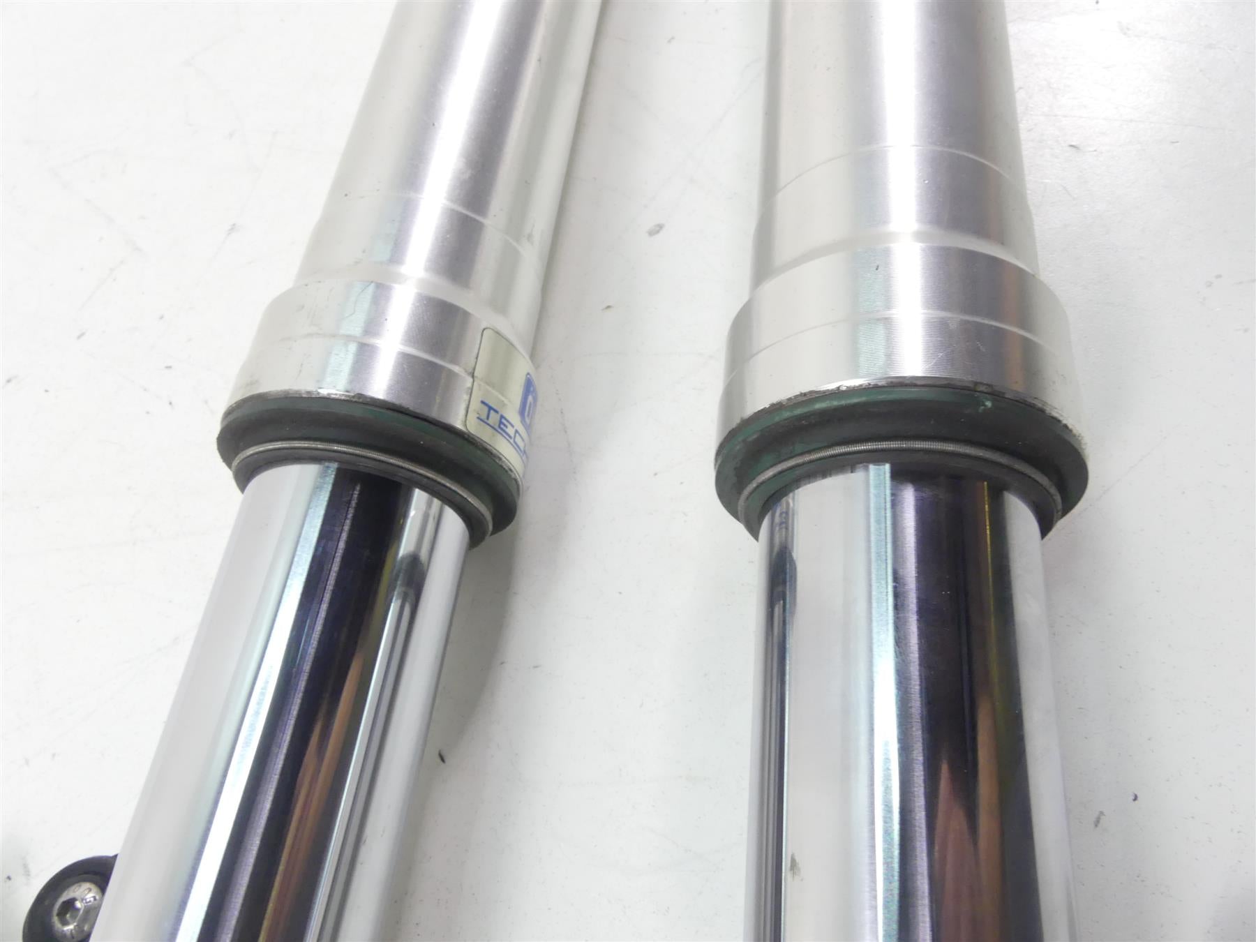 2004 Honda CBR1000RR SC57 Front Forks Ohlins Springs -For Parts 51500-MEL-003 {{ shop.shopifyCountryName }} - Mototech271
