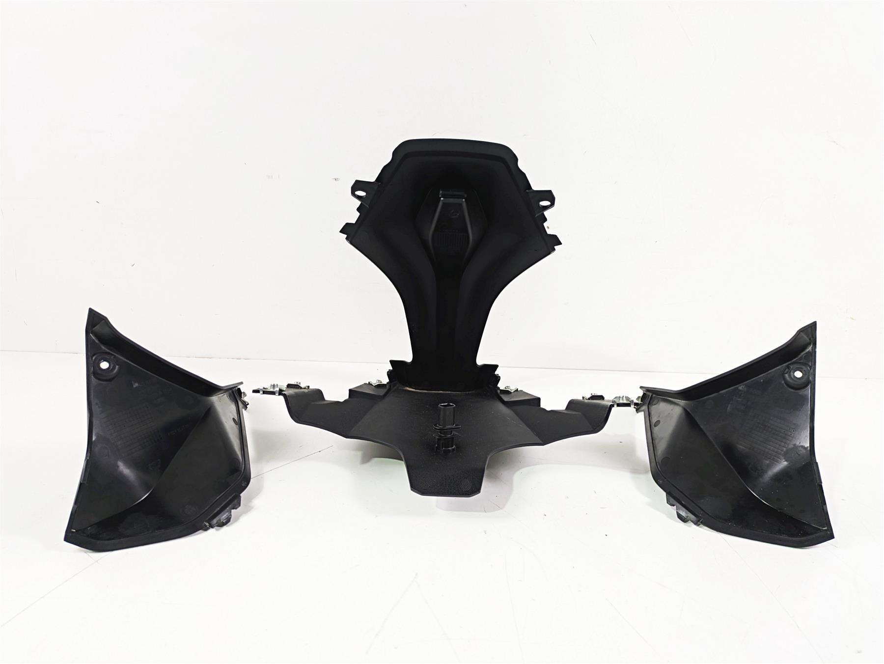 2016 BMW R1200RS K54 Right Headlight Fairing Cover Lupinblau Blue 46638548071 {{ shop.shopifyCountryName }} - Mototech271