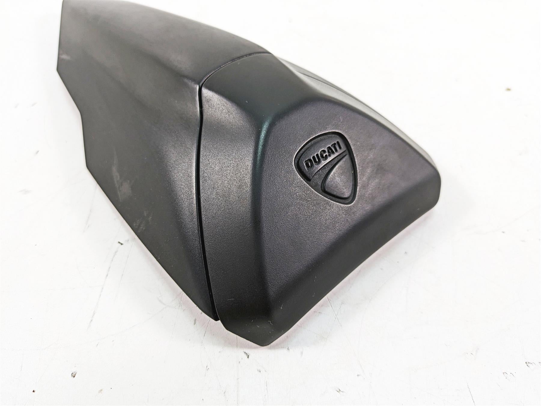 2016 Ducati Panigale 1299 S Rear Passenger Pillion Seat Cover 24715141A {{ shop.shopifyCountryName }} - Mototech271