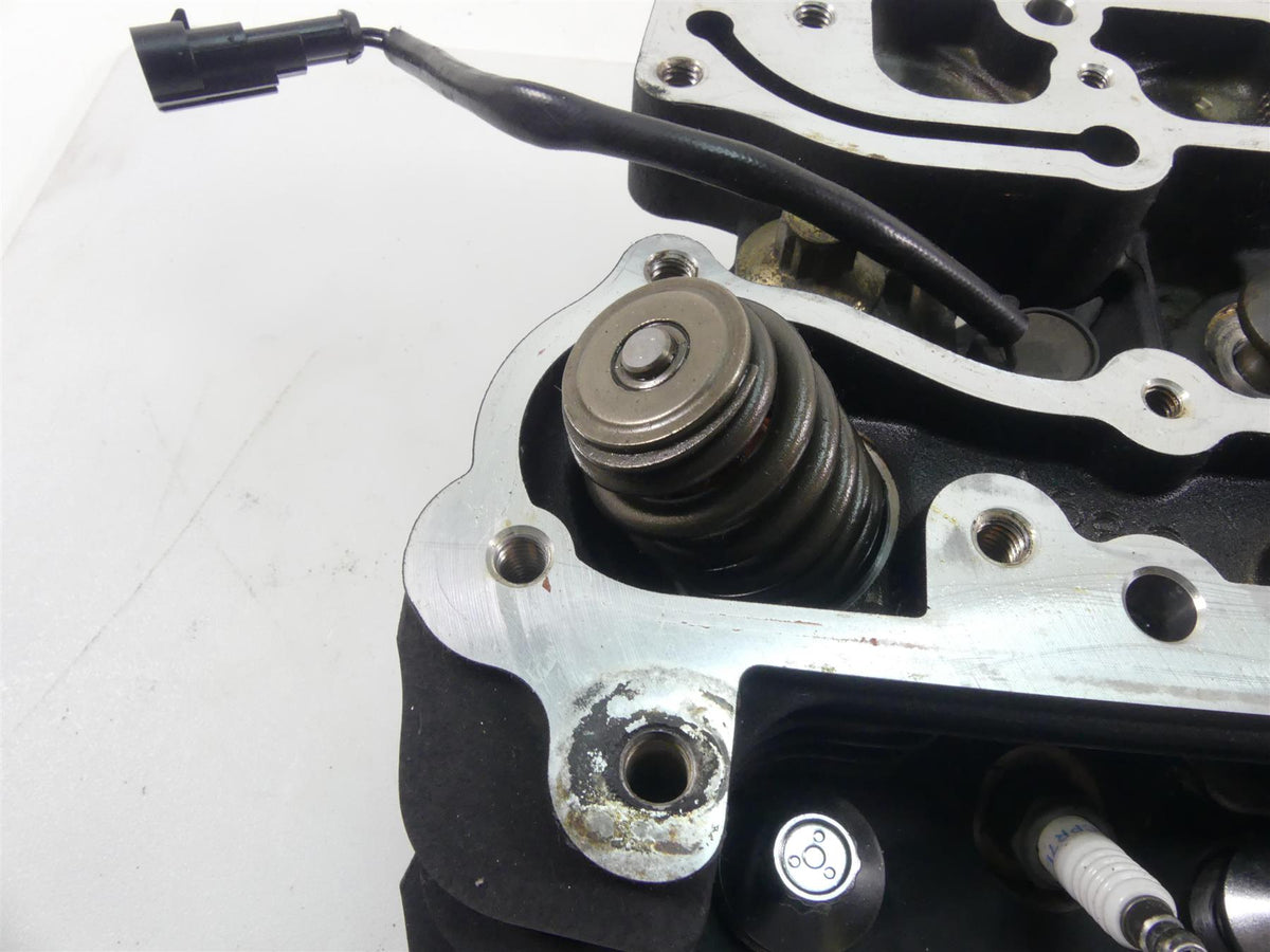 2011 Harley Touring FLTRU Road Glide Rear Cylinderhead Cylinder Head 17729-08 {{ shop.shopifyCountryName }} - Mototech271