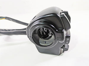 2009 Harley Touring FLHX Street Glide Left Hand Blinker Control Switch 71682-06A