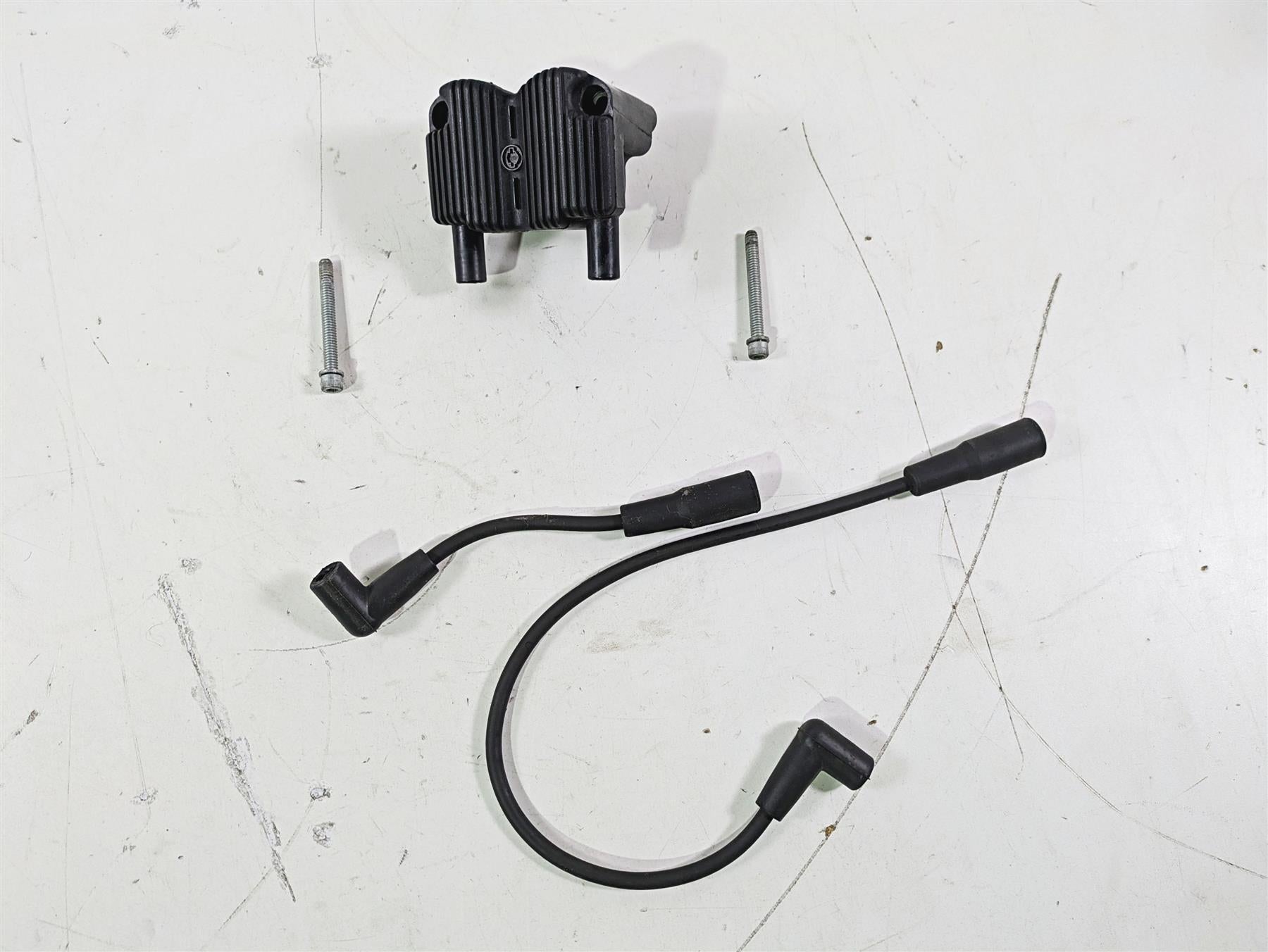 2017 Harley FLS Softail Slim Ignition Coil + Wiring & Plugs Set 31743-01 {{ shop.shopifyCountryName }} - Mototech271