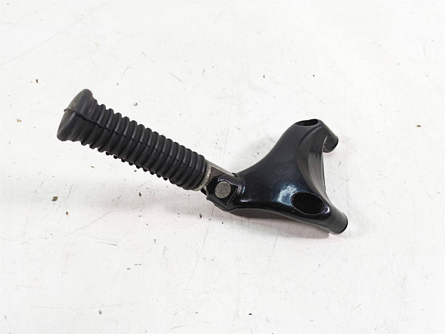 2007 Harley Sportster XL1200 C Left Rear Passenger Footpeg & Mount 49315-04 {{ shop.shopifyCountryName }} - Mototech271