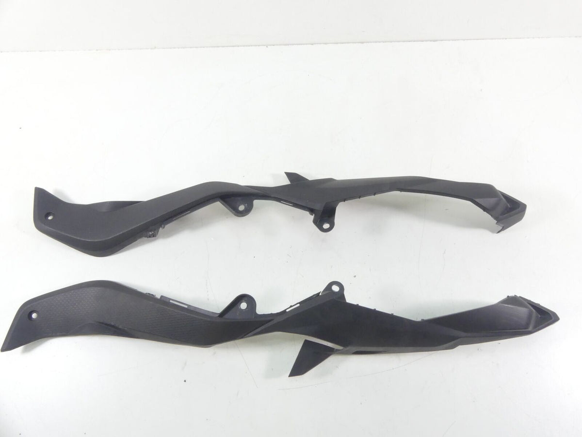 2018 BMW S1000XR K49 Rear Tail Side Fairing Cover Set 46627717027 46627717028 {{ shop.shopifyCountryName }} - Mototech271