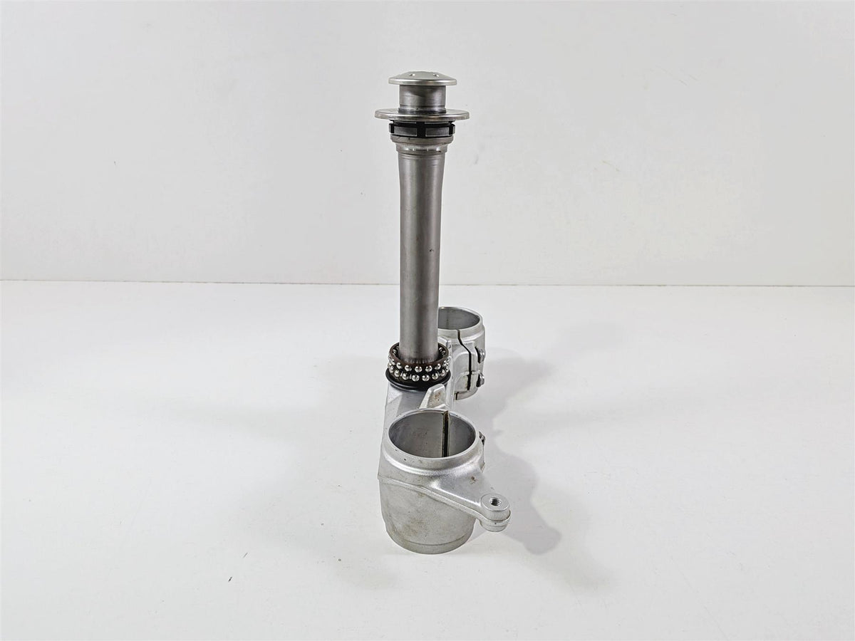 2023 BMW F850GS K81 Lower Triple Tree Steering Clamp 8565018 31428565020 {{ shop.shopifyCountryName }} - Mototech271