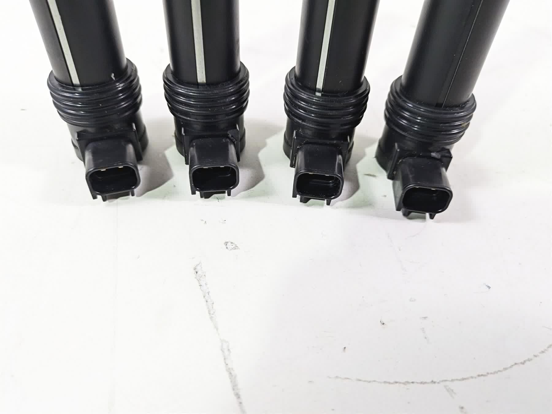 2024 Kawasaki ZX6R ZX636 Ninja Ignition Coils Stick Coil Set 21171-0757 {{ shop.shopifyCountryName }} - Mototech271