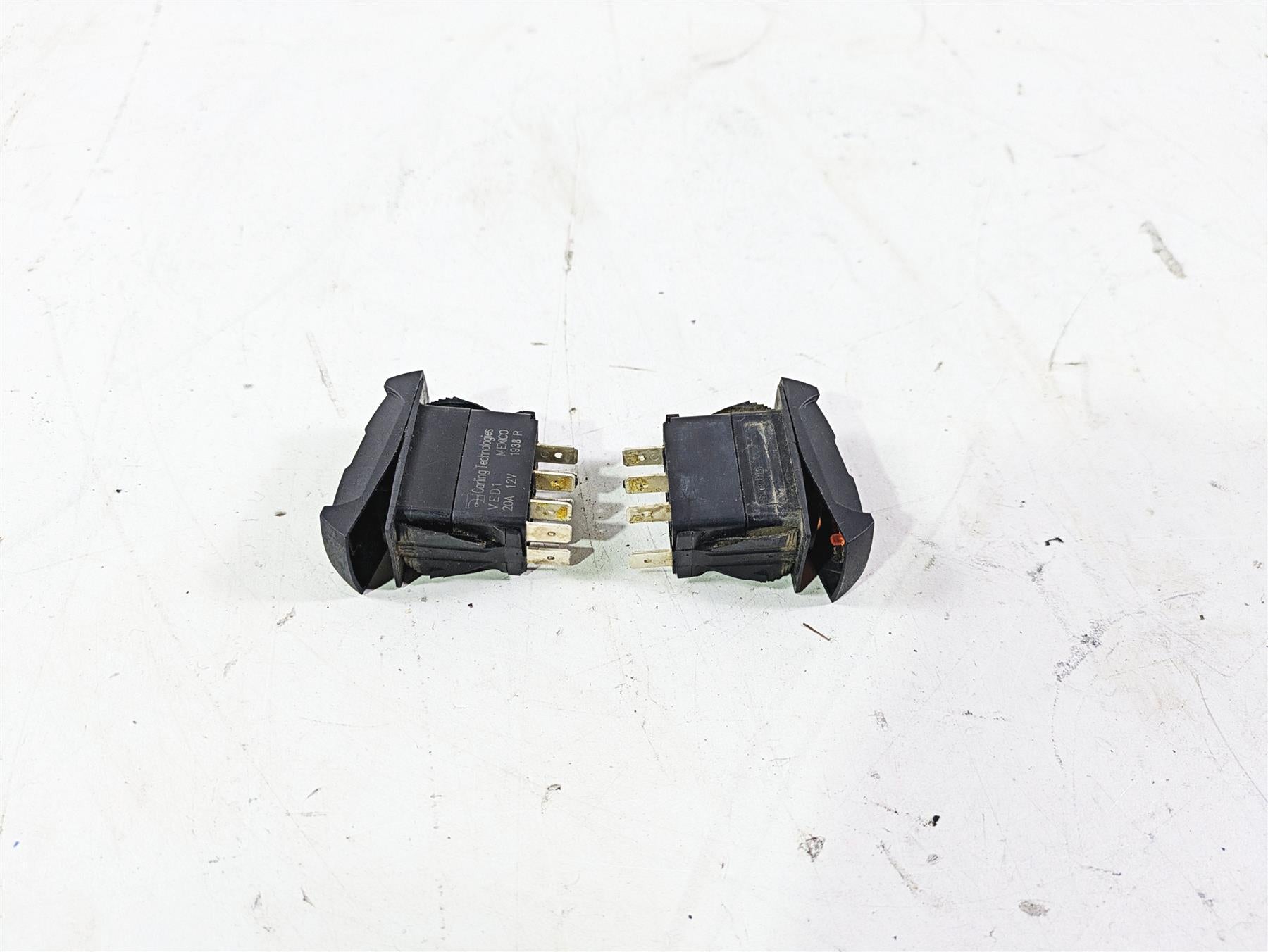 2020 Polaris General 1000 EPS Awd & Light Switch Set 4014069 4014611 {{ shop.shopifyCountryName }} - Mototech271