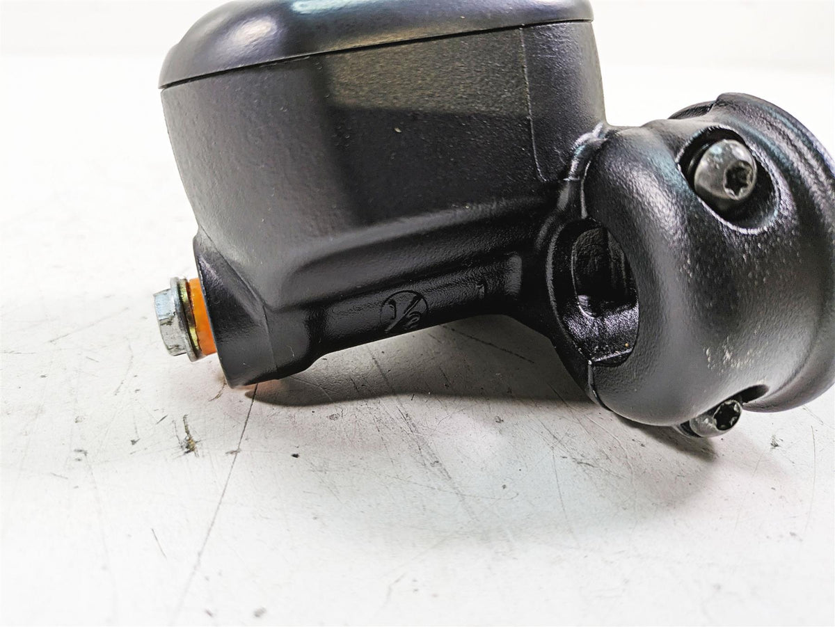 2017 Harley XL883 N Sportster Iron Front Brake Master Cylinder 1/2" 41700099 {{ shop.shopifyCountryName }} - Mototech271