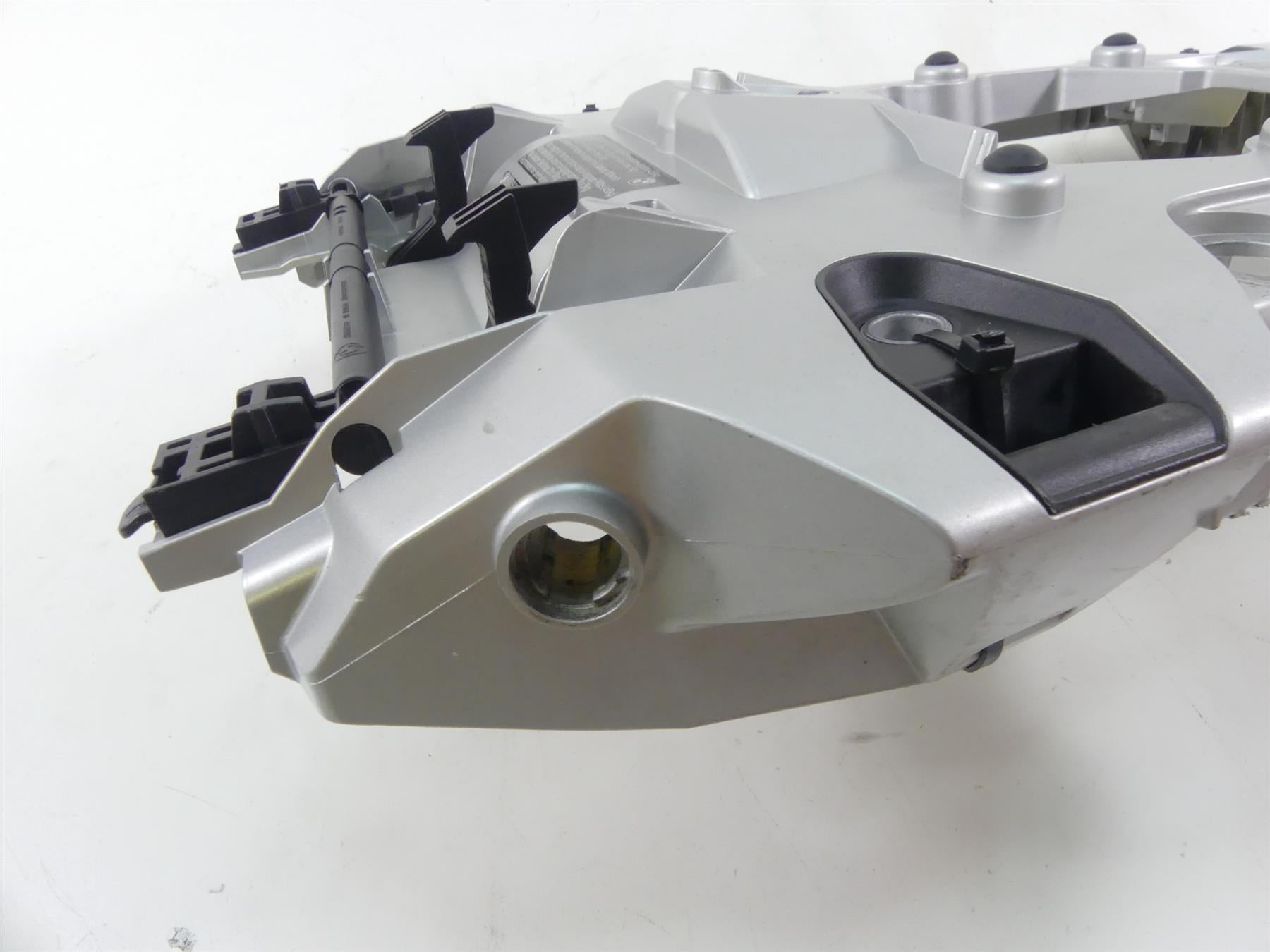 2014 BMW R1200GS K50 Rear Carrier Luggage Rack 46628532319 {{ shop.shopifyCountryName }} - Mototech271