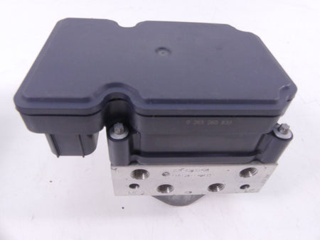 2015 Yamaha YZF-R1M Abs Brake Pump Module 2CR-85930-00-00 2CR-85930-09-00 {{ shop.shopifyCountryName }} - Mototech271