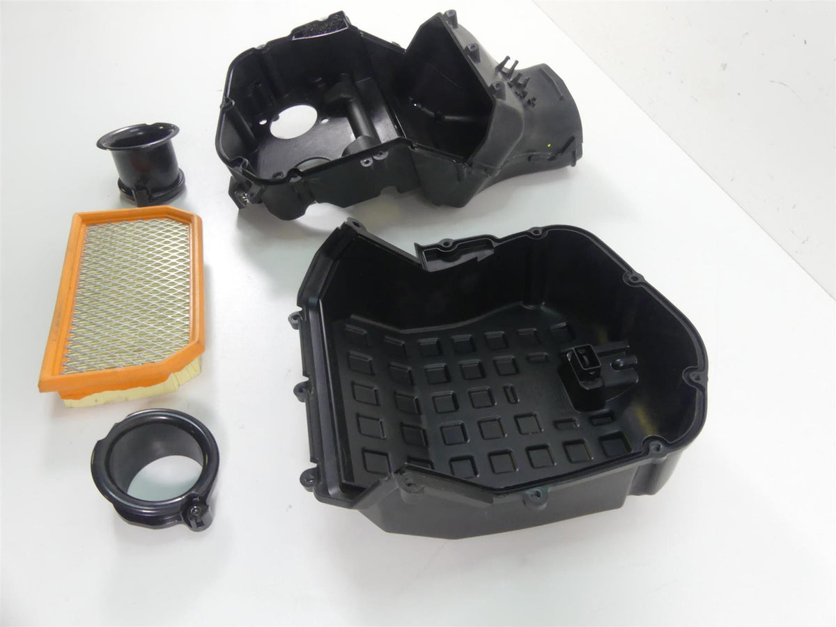2021 Aprilia Tuono 660 RS660 Air Filter Cleaner Breather Box 2B006529 2B006527 {{ shop.shopifyCountryName }} - Mototech271