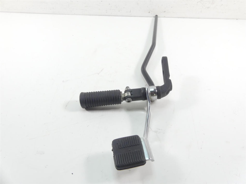2014 Harley FXDF Dyna Fat Bob Front Right Fw Foot Peg & Brake Pedal 42481-03A {{ shop.shopifyCountryName }} - Mototech271