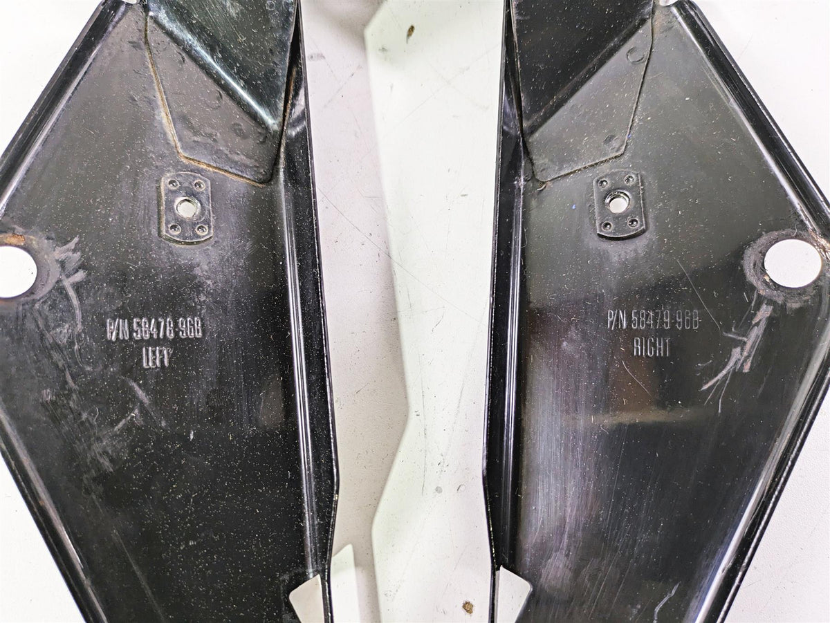2011 Harley Touring FLHTCUSE CVO E-Glide Front Fairing Mount Holder Set 58938-96 {{ shop.shopifyCountryName }} - Mototech271