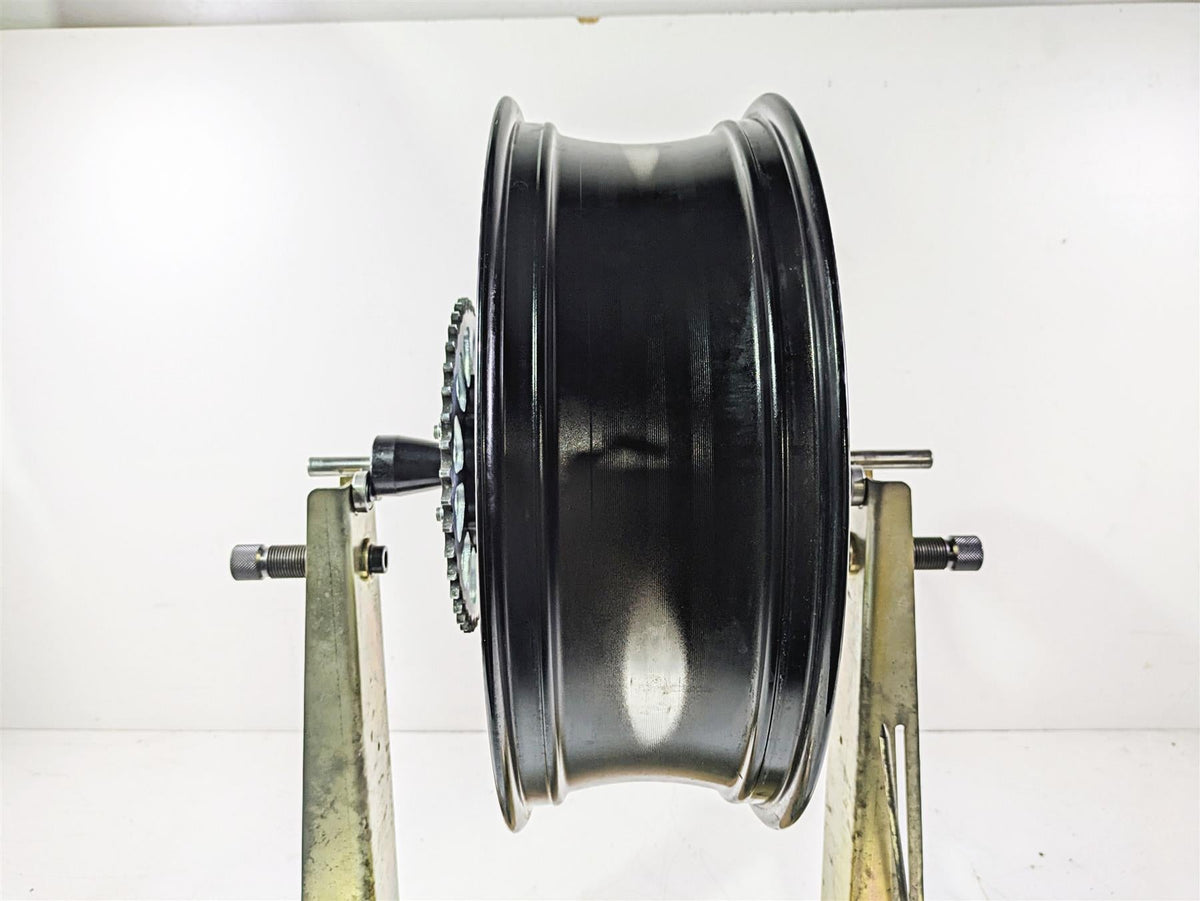 2024 Kawasaki ZX6R ZX636 Ninja Straight 17x5.5 Rear Wheel 40 Miles 41073-0729 {{ shop.shopifyCountryName }} - Mototech271